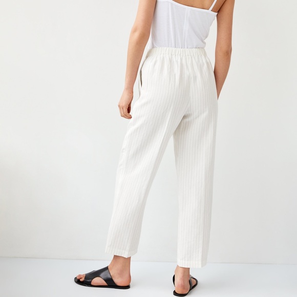 The group by babaton - jimmy pant - NWT - size L - Picture 4 of 4